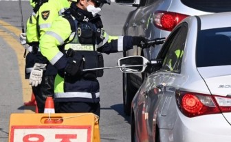 음주운전하다 도로서 잠든 공무원…잠 깬 뒤 '풀악셀'