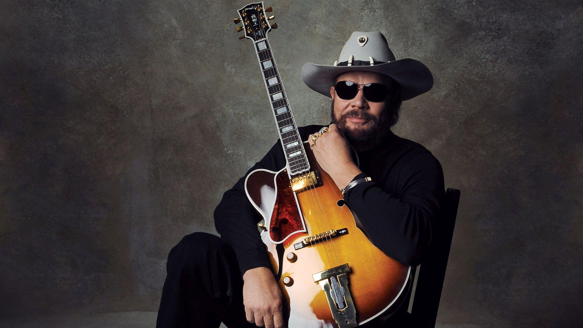 hank-williams-jr-holding-his-guitar.jpg hank-williams-jr-holding-his-guitar.jpg