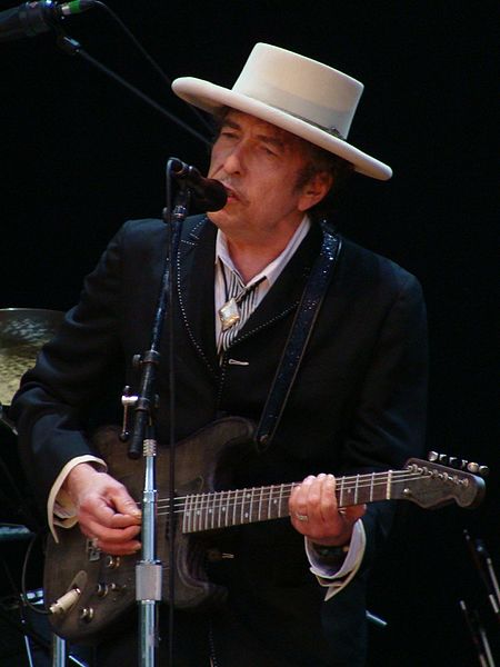 Bob_Dylan_-_Azkena_Rock_Festival_2010_2.jpg Bob_Dylan_-_Azkena_Rock_Festival_2010_2.jpg